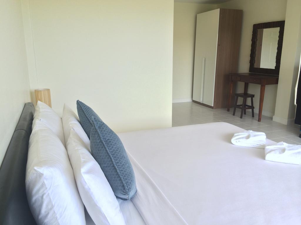 Apartamento Glitter House Phuket Exterior foto