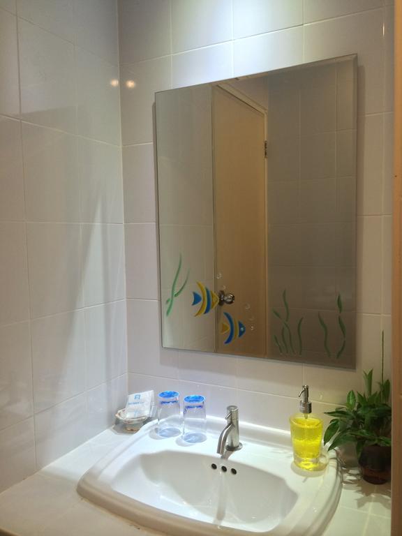 Apartamento Glitter House Phuket Exterior foto