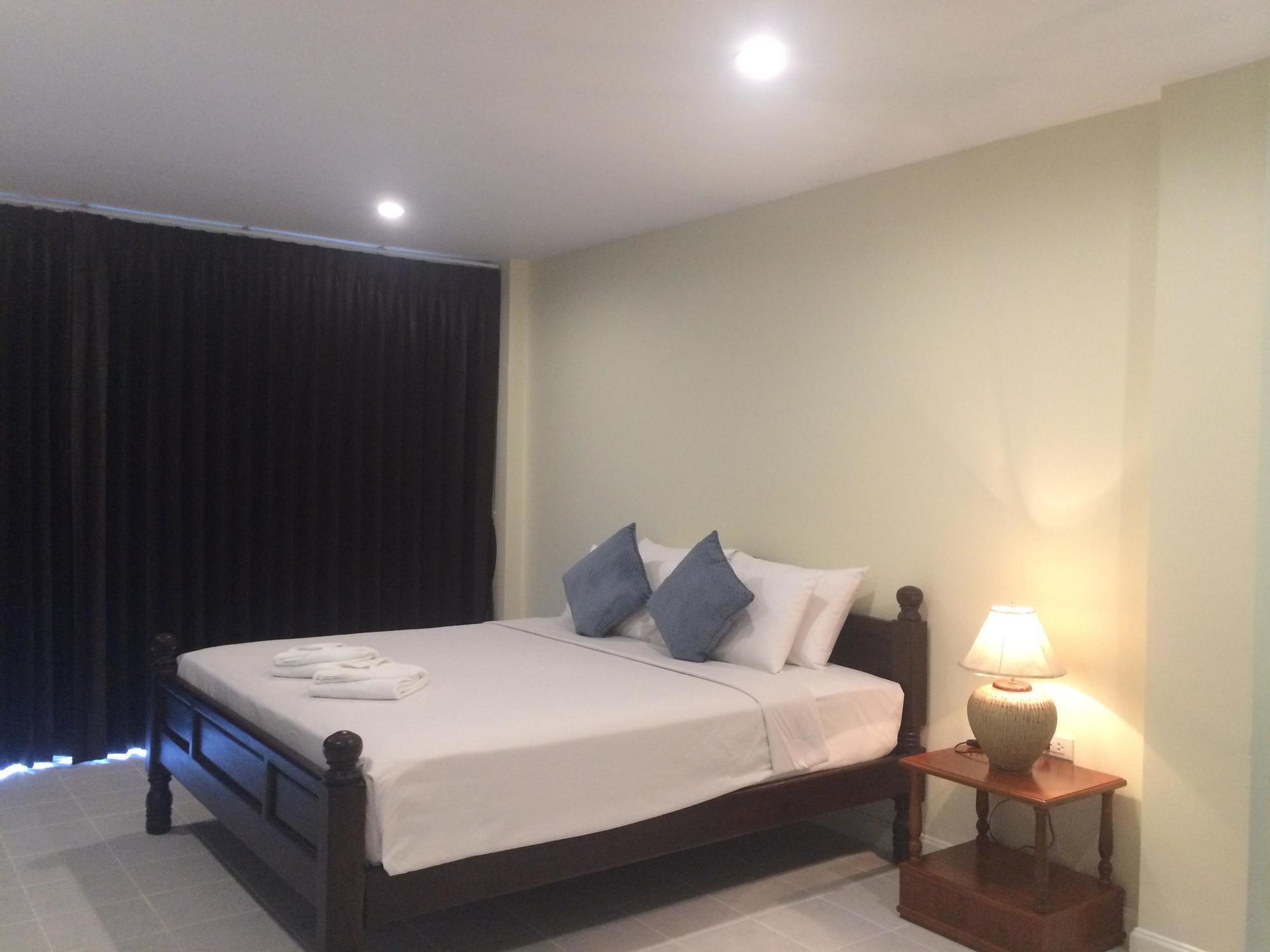 Apartamento Glitter House Phuket Exterior foto