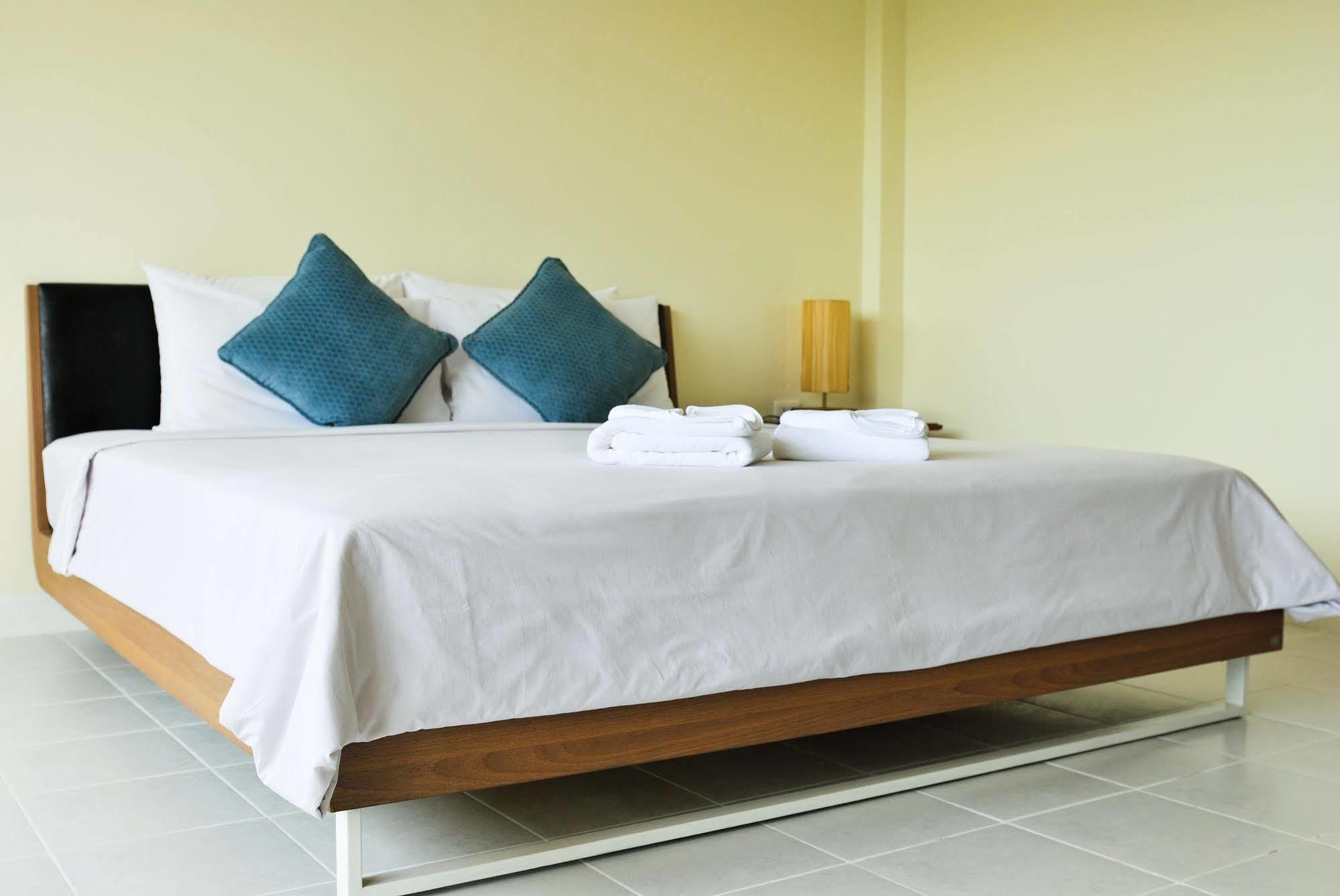 Apartamento Glitter House Phuket Exterior foto
